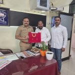 🚨 करमाळा पोलिसांची दमदार कामगिरी! चोरीचा सोन्याचा मुद्देमाल हस्तगत करून फिर्यादींना परत